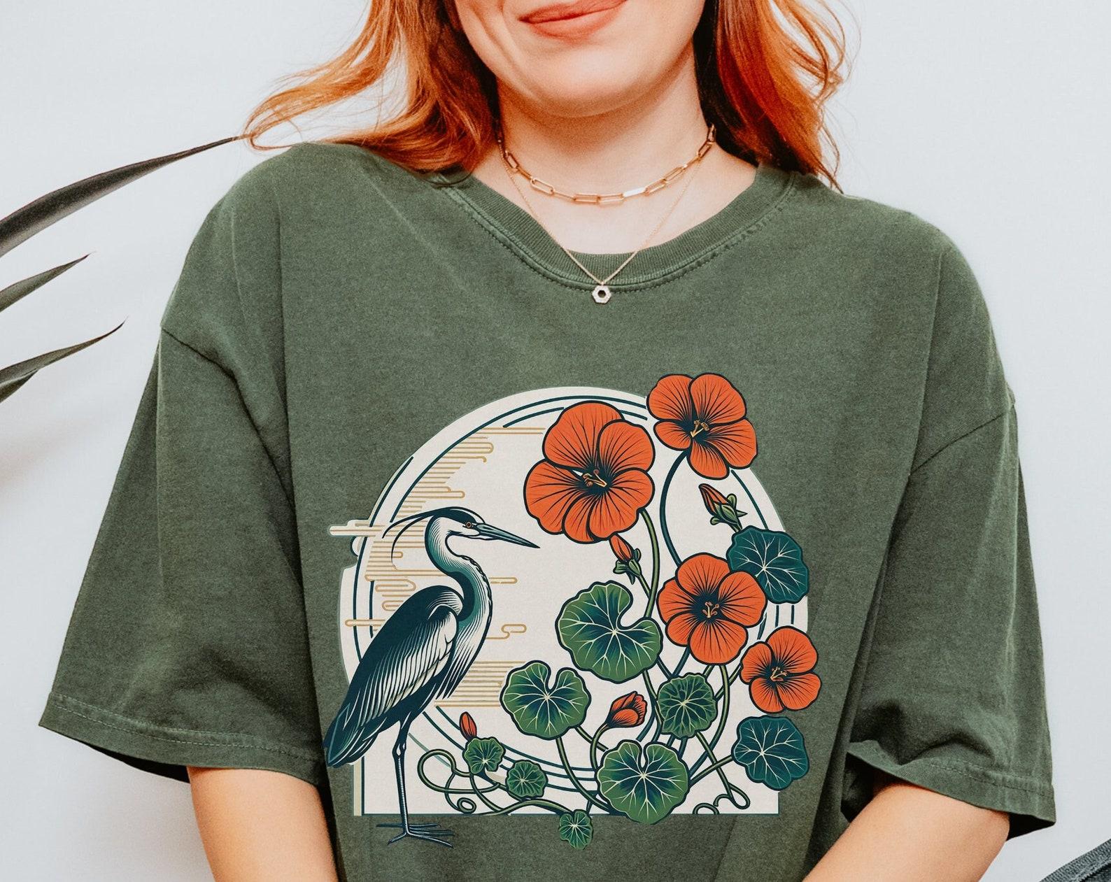 Vintage Japanese Crane Bird Shirt - Retro Birdwatching Tee - Unisex Heron Lover T-Shirt S