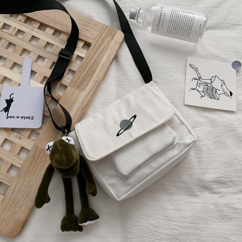 Canvas Shoulder Bag For Women With Stitching Detail And Street Style For Daily Use