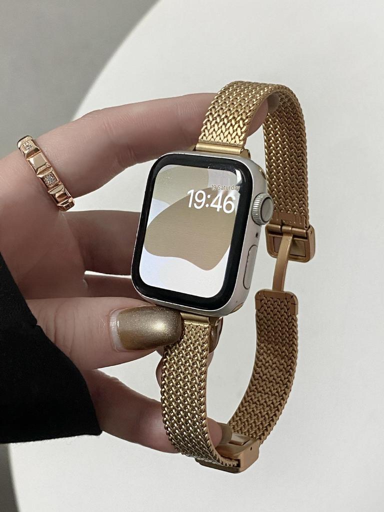 Apple Watch 10 Stainless Steel Magnetic Herringbone Mesh Strap - Compatible with Apple Watch 8/9