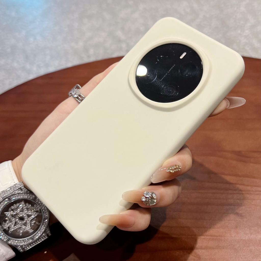 För Honor Magic7 Pro 5G Skal Hudvänligt Flytande Silikon+PC Telefonskydd