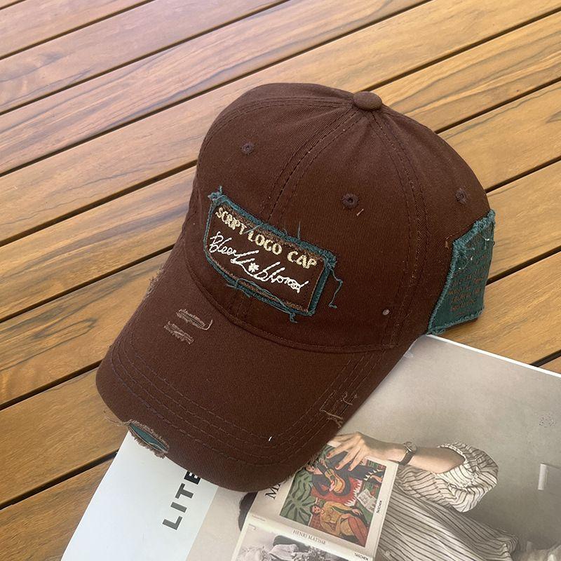 

Hat Spring Women Fashion Baseball Cap Versatile Street Couple Make Your Face Look Smaller Sun Hat Ripped Retro Brim Hat Men C3587 Coffee M(56-58cm)