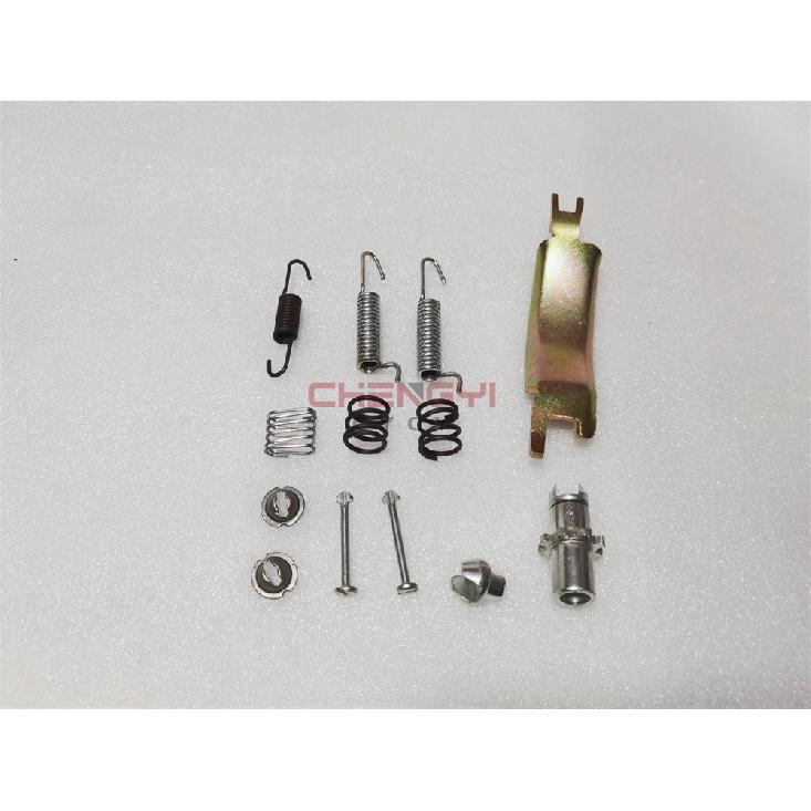 1PCS Rear Hand Brake Repair Kit Fit For Pajero Montero Shogun K96W KH6W KG5W V43W V65W V73W V75W V87W V93W MB858542 MB858543