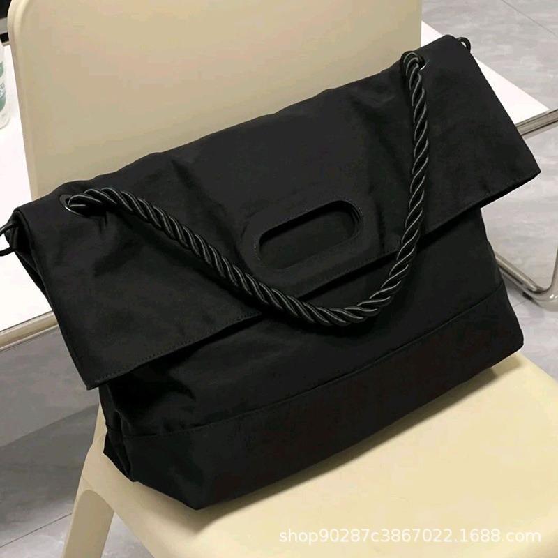 Commuter tote bag new wide shoulder strap messenger bag versatile shoulder bag college student class casual mailman bag