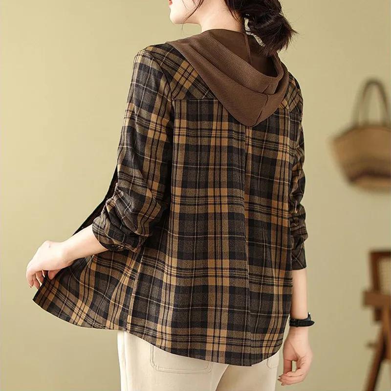 Women's  Spring and Autumn   Fashion Plaid Hooded    Shirt Women Casual  Cardigan Loose Coat