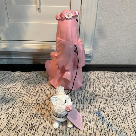 Ghost Dog Statue Halloween Spooky Resin Figurine Ghost Walking Dog Sculpture Garden