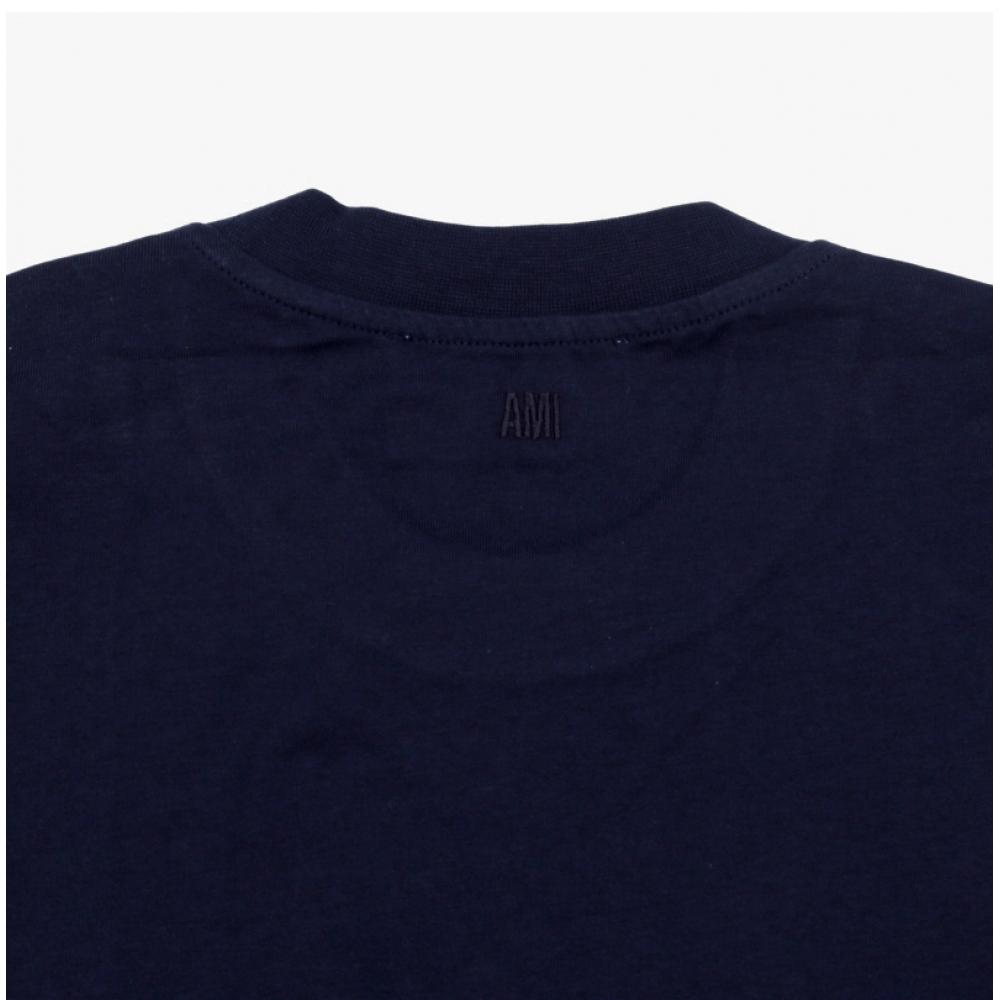 Ami De Queuf Tonal Small HearT Logo T shirT bfuTs003