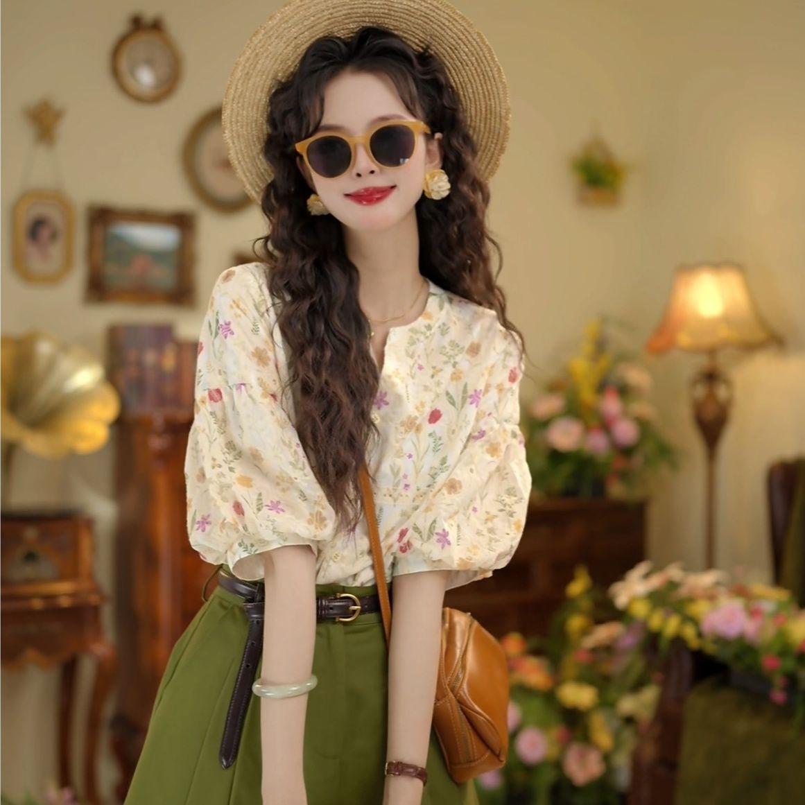 

Ladies Floral Printed Shirts Retro Elegant Casual Women s Blouses Summer Loose Round Neck Single Breasted Female Top 2XL