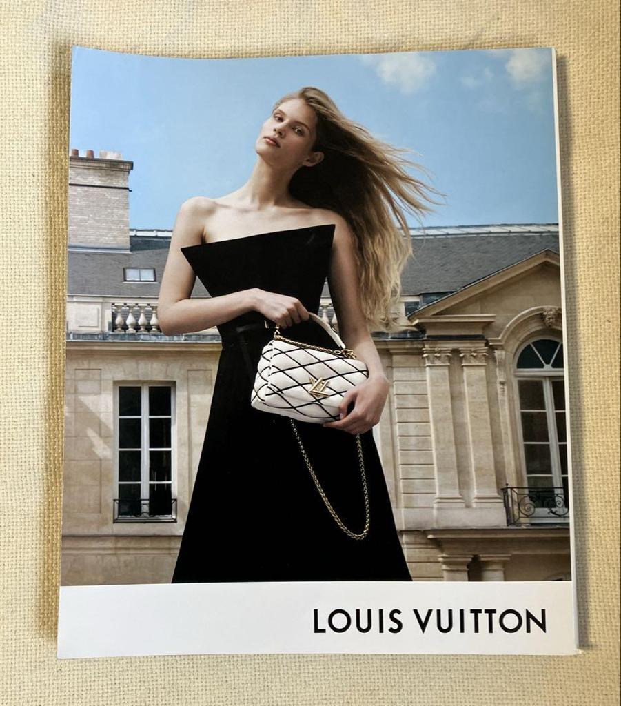 [USED] VOGUE [US] September 2023Vogue Supermodel