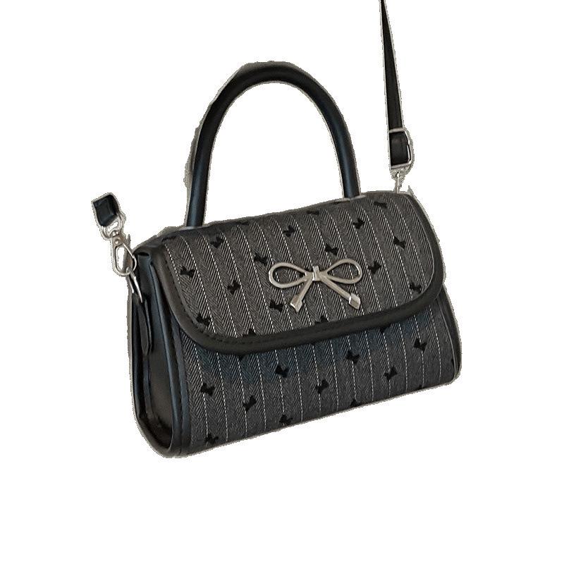 Korean-Style Bow Baguette Shoulder Bag: 2025 Fashionable Textured Women's Crossbody