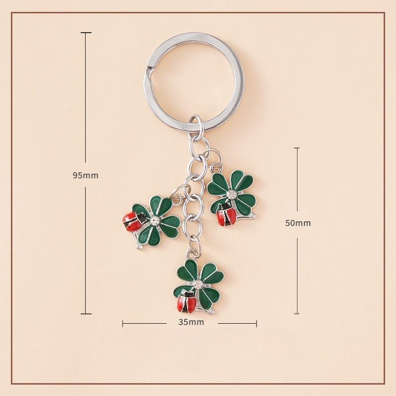 

Creative Trendy Women s Car Keychains With Seven-star Ladybug, Four-leaf Clover, Embellished With Rhinestone, Suitable For Handbags. зелёный