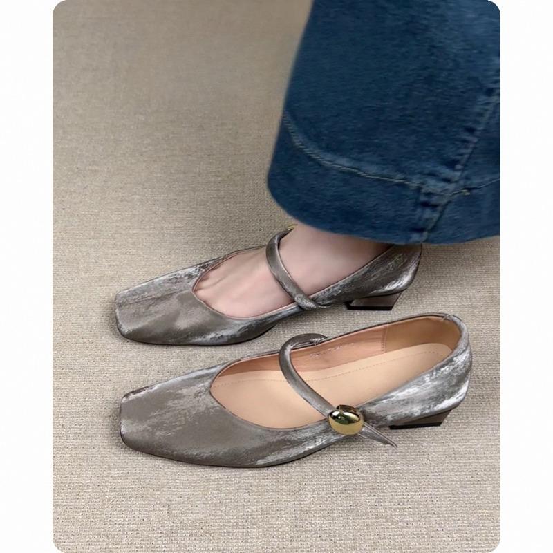 Single-heeled Ballet Shoes for Women Retro One-shoulder Buckle Shoes Devotion