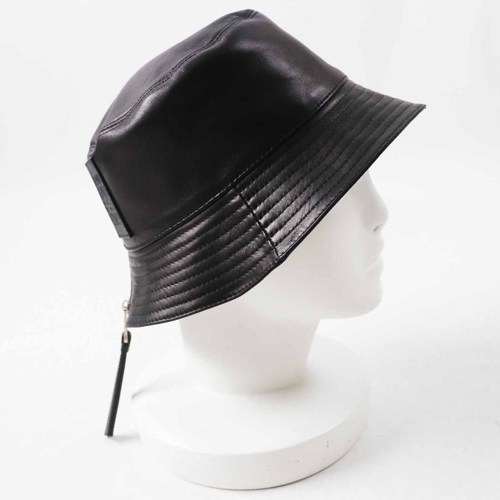 Pristine LOEWE hat Anagram leather patch black Lamb leather Women Used