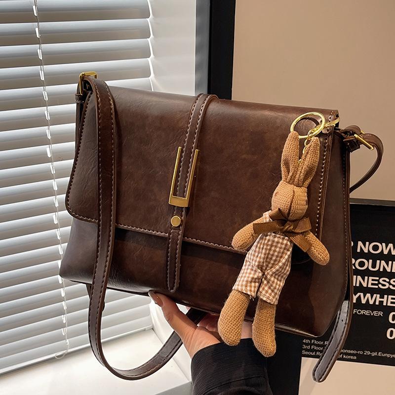 Große Tasche, Damen-Umhängetasche 2024, neue Herbst- und Winter-Retro-Umhängetasche, beliebte kleine quadratische Tasche in diesem Jahr