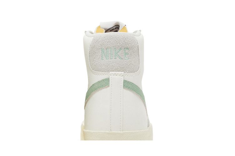 Nike Blazer Mid 77 Premium Certified Fresh