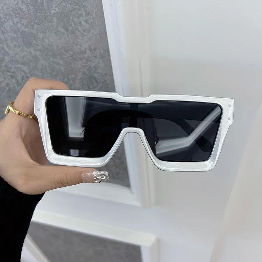 Designer Brand Square Sunglasses Women Men Cool Oversized Frame Sun Glasses Female Gradient Colors Trendy Fashion