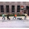 1:64 Mini People Figurines Model Outdoor Attack Against Bad Guys Scene Architectural Plastic