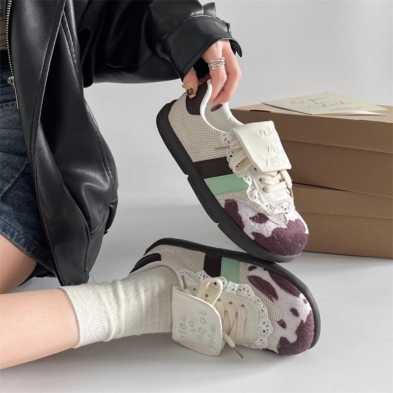 2025 Spring and Summer Retro Super Fire Round Head Platform German Training Shoes Women's New Light Casual Sports Forrest Gump Board Shoes