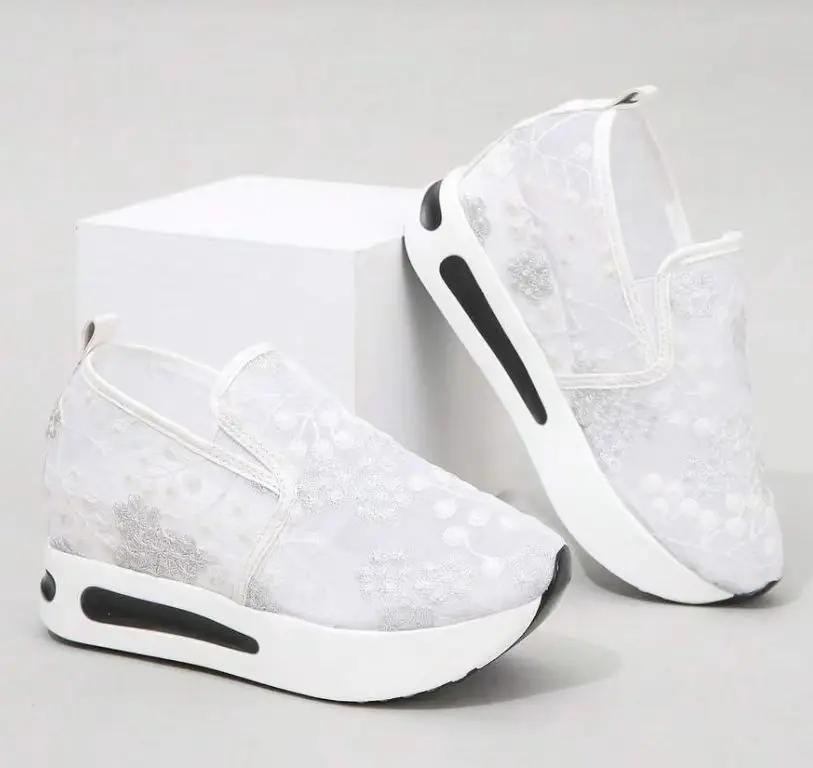 Fashion Lace Flats Platform Women Sport Shoes Mesh Breathable Sneakers 2025 Summer New Casual Sandals Running Beach Rocking Dance Shoes