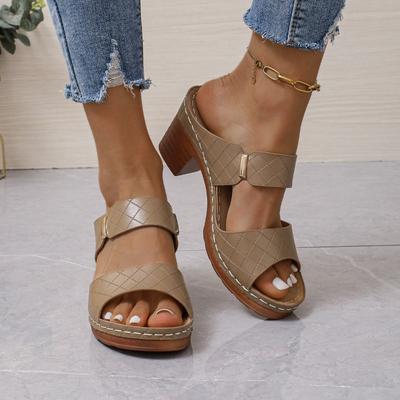 Fashion European American Sandals for Women 2024 Summer New Casual Coarse Heel Large One Word Comfortable Cool Slippers Zapatos De Mujer