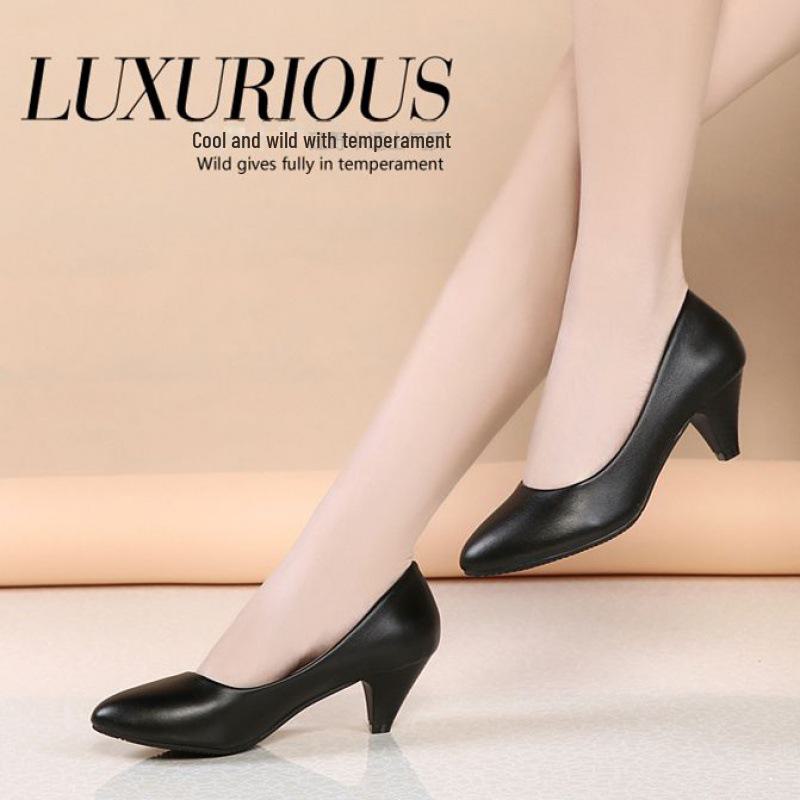 

Женские водонепроницаемые кроссовки из нескользящей кожи на плоской подошве для весны и лета, идеально подходят для отдыха, бега и путешествий. 37