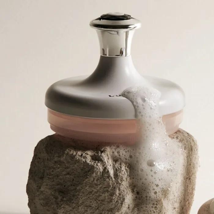 

LOS PORE CLEANSING GUASHA BRUSH