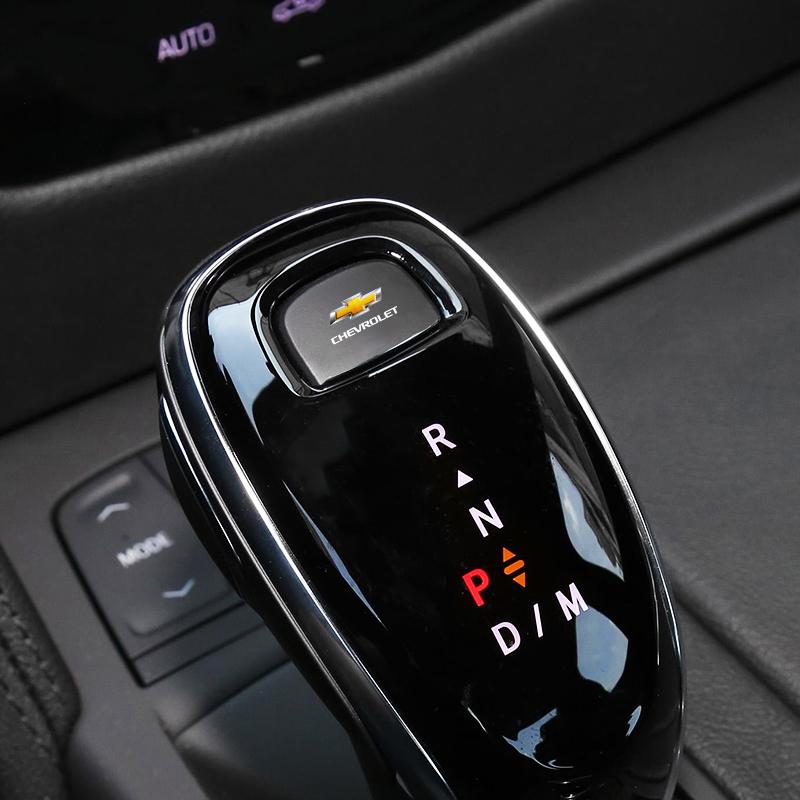 AABHF1 Car Window Lift Button Sticker Steering Wheel Decal Car Styling for Chevrolet Trax Aveo Captiva Colorado Cruze Spark Malibu