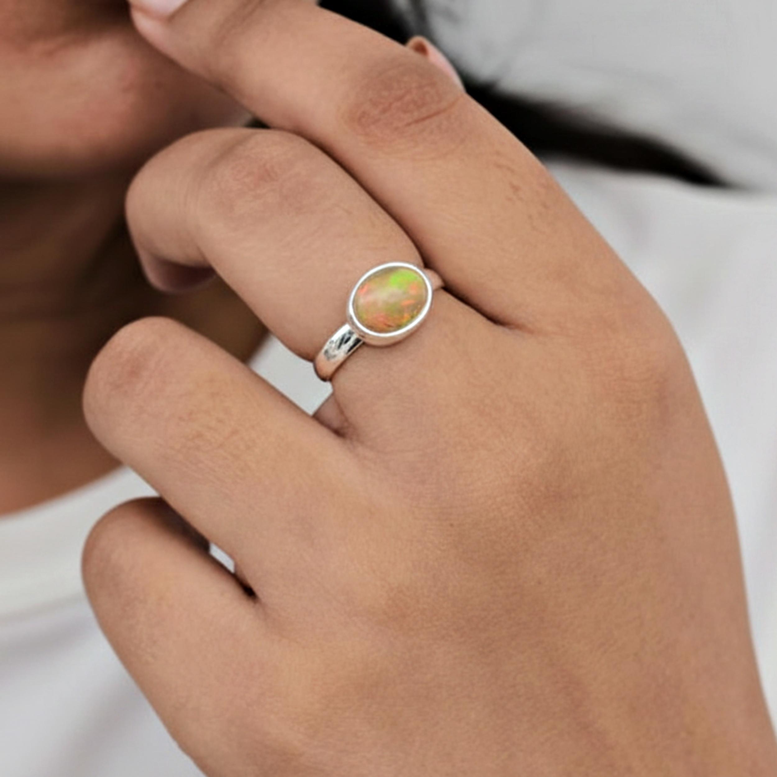 

Минималистичное кольцо-акцент с опалом, стерлинговое серебро 925 пробы, ручная работа, бохо-кольцо овальной огранки, кольцо-обещание для нее 12 серебряный