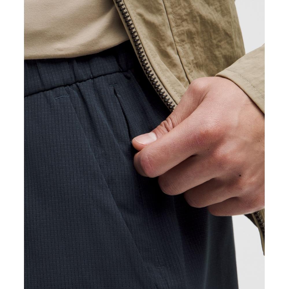 LululemOn Abc Wovenair Pull On Short 5  True Navy