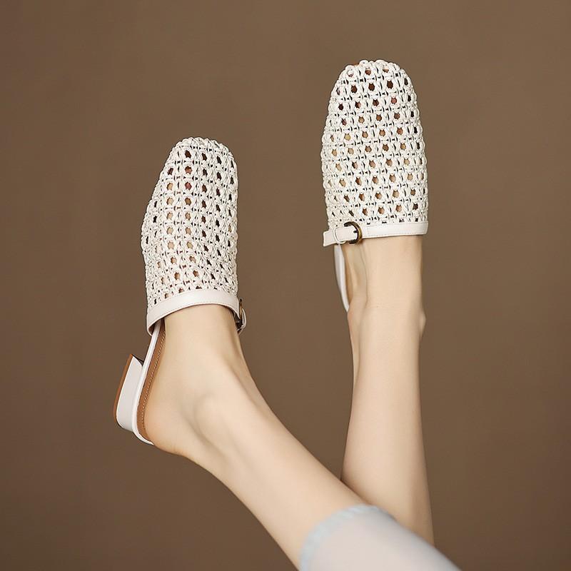 Gewebte atmungsaktive Hohlloch-Schuhtasche Kopf kühl Hausschuhe Damen neue Sommer Damen Schuhe lässig Mesh Halbschuhe