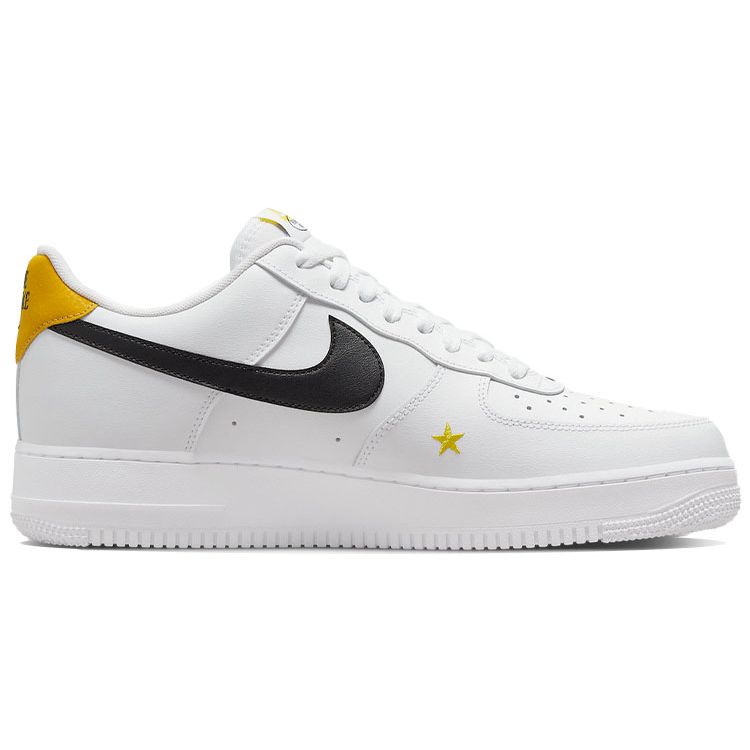 Air Force 1 07 LV8 2 Have A Nike Day Herren-Sneaker Weiß Schwarz Dunkelgelb DM0118-100