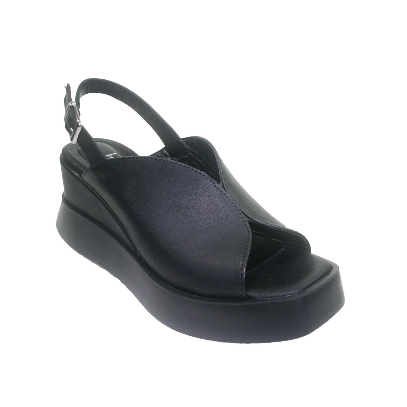 

Женские кожаные сандалии Janest 106-20663