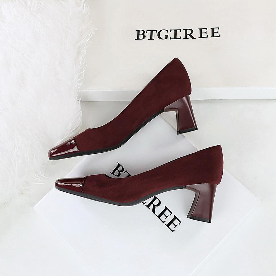 Damen-Schuhe aus Wildleder mit flacher Öffnung, Farbblockierung, quadratische Zehenpartie, dicker Absatz, mittlerer Absatz, modisches Leopardenmuster, Einzelschuh für Damen