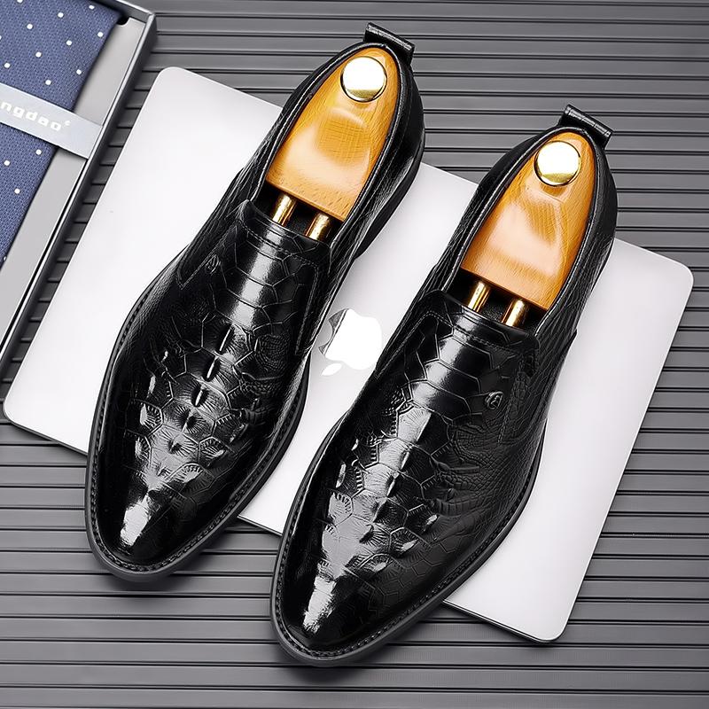 Fashion New Handmade Leather Casual Men Shoes Alligator Pattern Design Sneakers Man Breathable Leather Shoes Men Ankle Boots Outdoor
