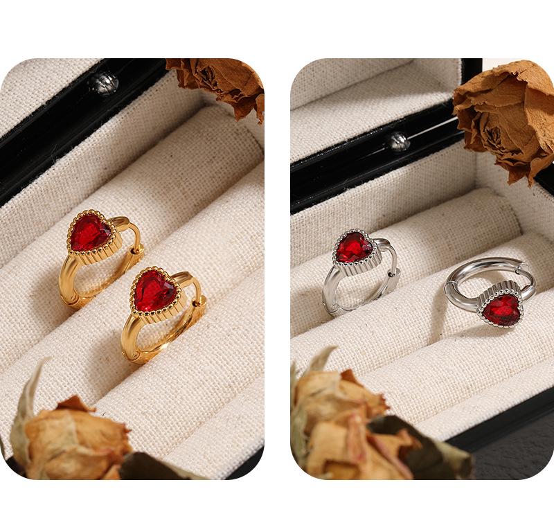 Koreanischer Luxus Titanstahl Herzförmiger Diamant Ohrschmuck