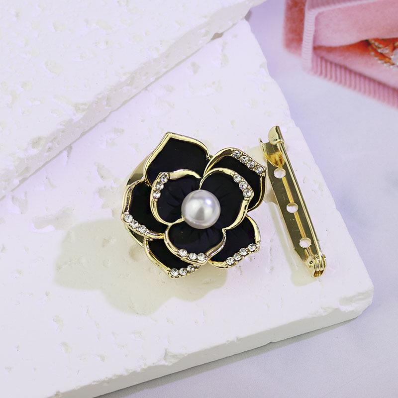 

Роскошная брошь-зажим для шарфа в виде розы, украшенная стразами - Универсальный дизайн из сплава для шалей и шарфов