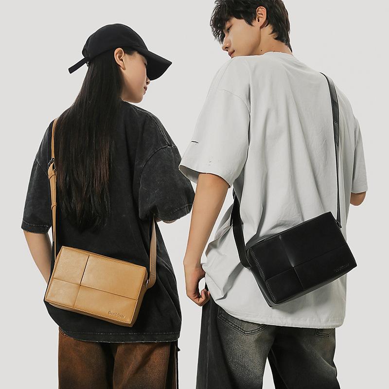 Crossbody Bag Men'S Niche Design Sense Small Square Bag Trendy Brand Weaving Sense Shoulder Bag Women'S Versatile Sports Mobile Phone Bag