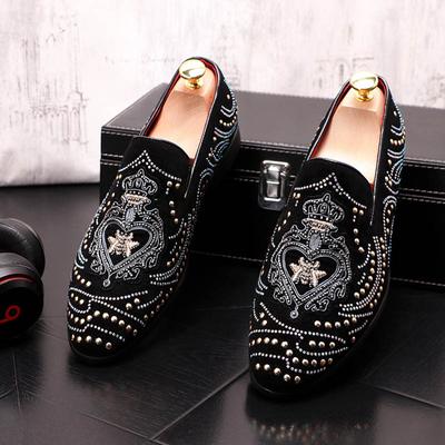 FashionMen Pointed Rivet Embroidery Rhinestone Mens Shoes Leather Male Men's Sneakers Shoes for Men Luxury Designer Loafers Platform