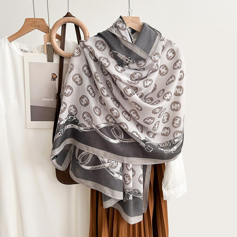 Simple chain printed silk scarf women's fashion high-end gift spring and autumn trend warm scarf