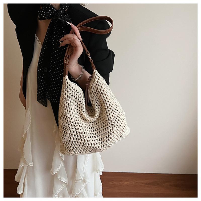 Trendy Fashion Hollow Straw Woven Armpit Bag Women's Summer Simple Temperament Large Capacity Casual Shoulder Bag