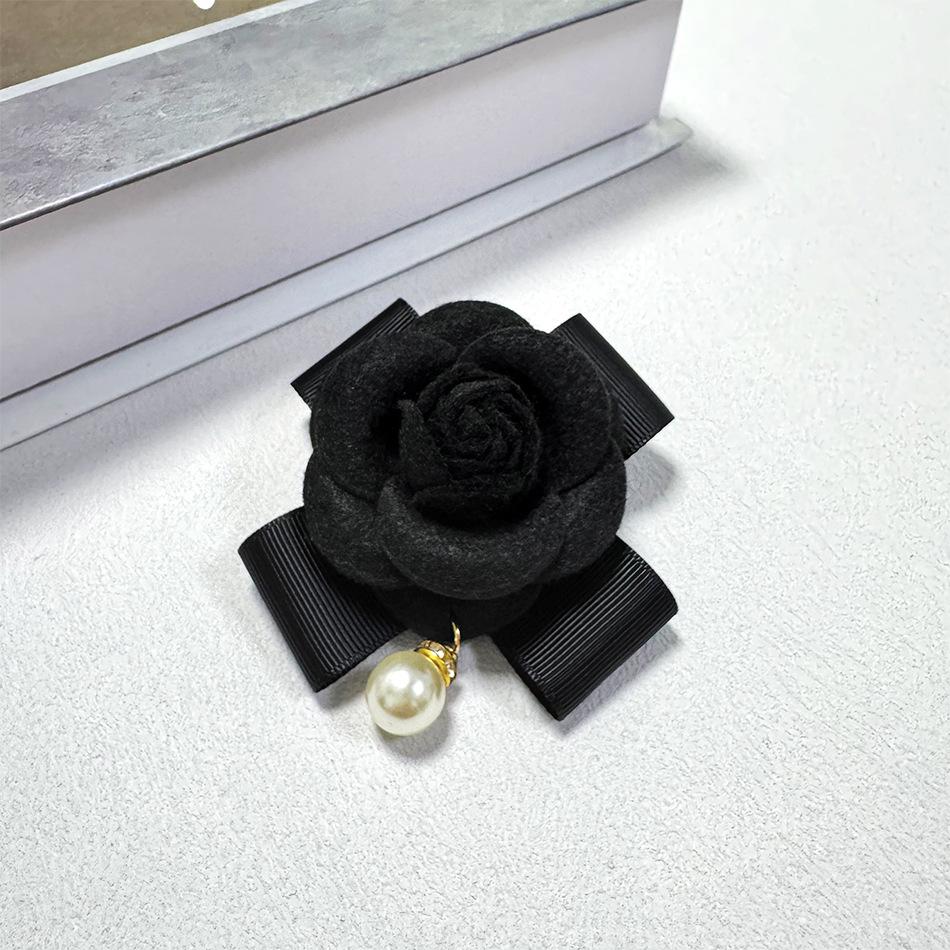 

Брошь Suqi Маленький Ароматный Бант Камелия - Женский Элегантный Модный Аксессуар