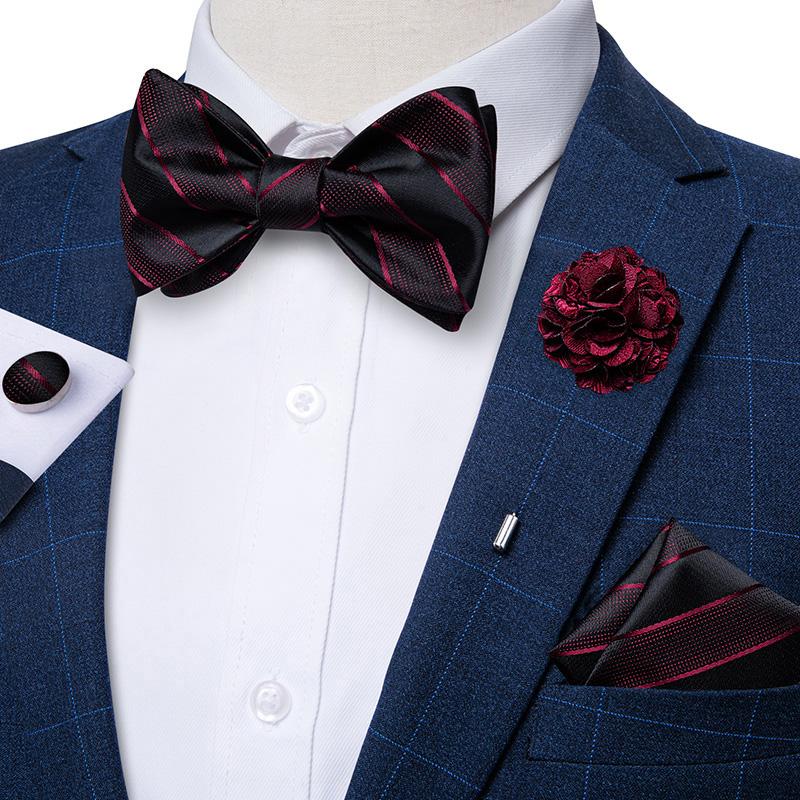 Dibangu Sada 4 ks motýlků pro muže Obchodní formální hedvábný samostatný motýlek Boutonniere Kapesní sada manžetových knoflíčků