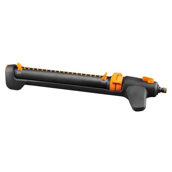 Fiskars On/Off Oscillating Sprinkler 1027028 Adjustable Easy to clean Flow lock Sturdy