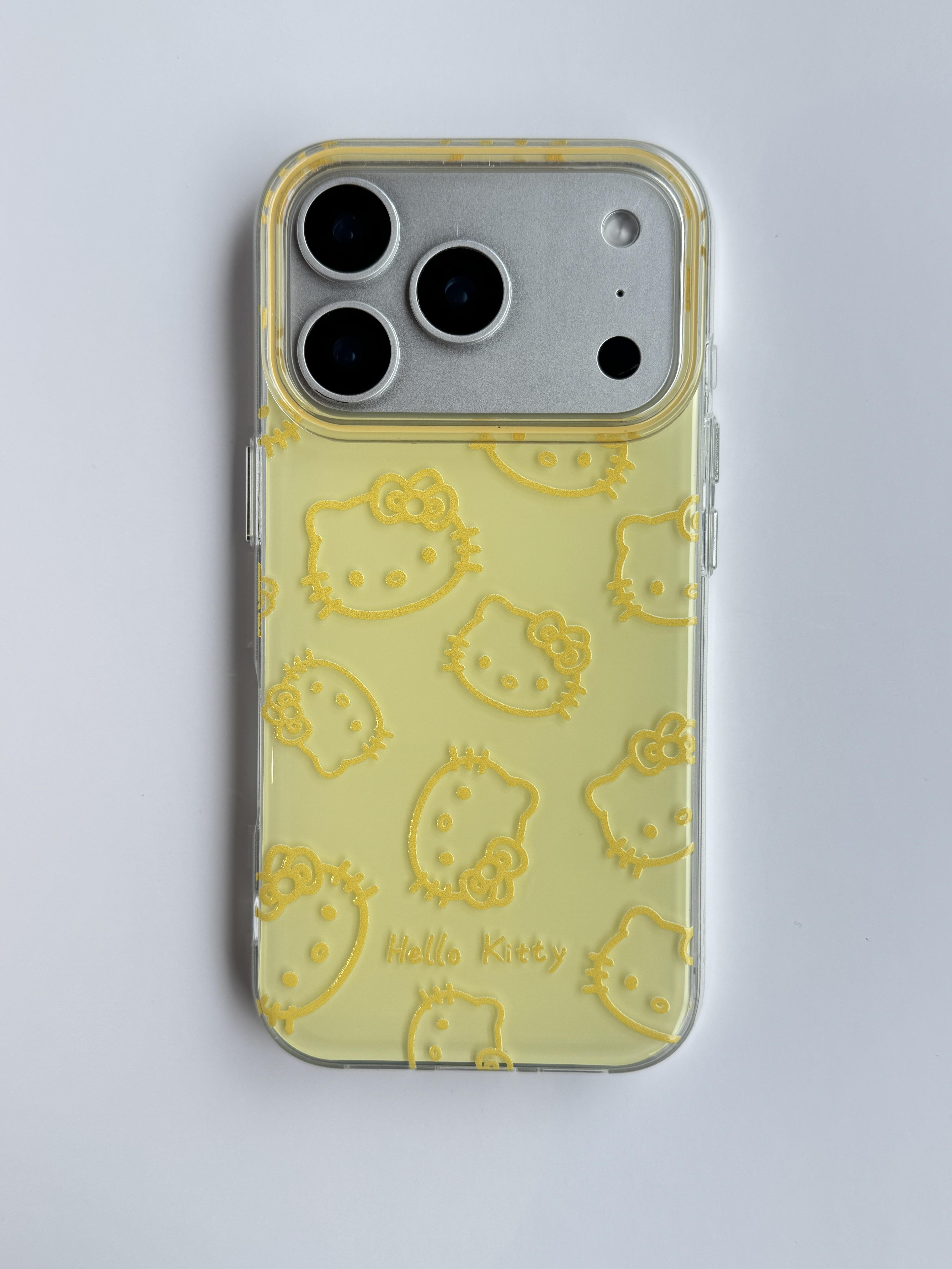 

Ginger Yellow Line KT Jelly Shell For iPhone 17 16 Pro 14 15 13 Pro Max Cover With Hellokitty Pendant For Cases iPhone 15
