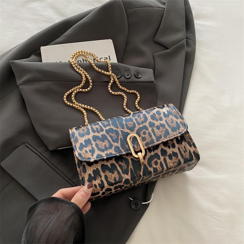 Fashionable Medium-sized Square Handbag With Trendy Stitching In Elegant Colors StyleC