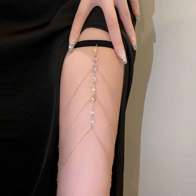 Dreilagige Beinkette mit Strassquaste - Trendiges Sommeraccessoire für den europäischen und amerikanischen Stil