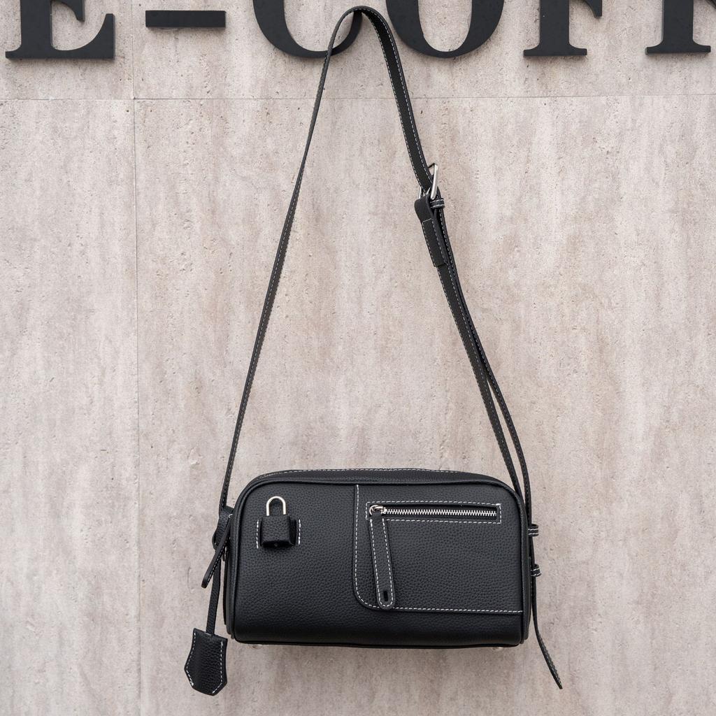 Cowhide Women's Bags Single Shoulder Women's Bags Niche Fashion Practical Pillow Bags Portable Soft Leather Shoulder Bags