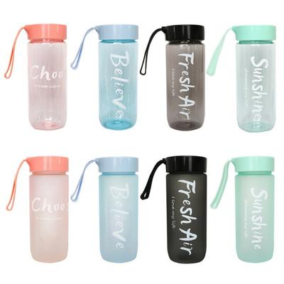 Plastikwasserflasche, tragbar, für Touren, Outdoor-Sport, auslaufsicher, für die Schule, Trinkflaschen, BPA-frei, 600 ml