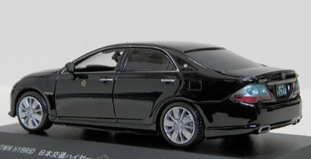 Hobby Japan POST Hobby TOYOTA CROWN HYBRID Kotsu Finished Model 1/43 (Nihon Hire) -