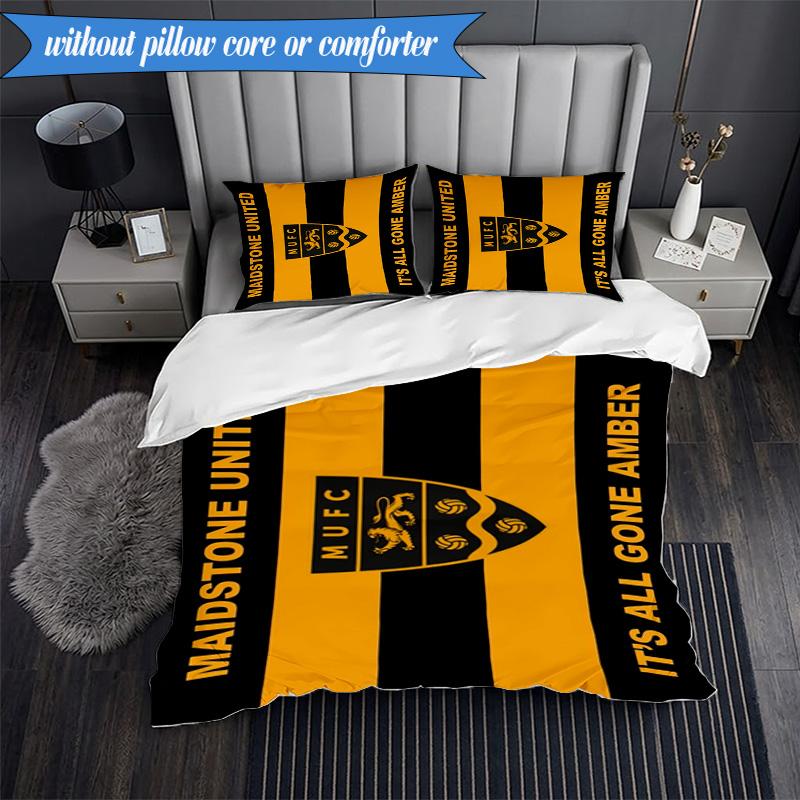 3PCS Football Crest Printed Soft Bedding Set,Including 1pc Duvet Cover And 2pcs Pillowcases Perfect for Bedroom, Dormitory, Fan gift