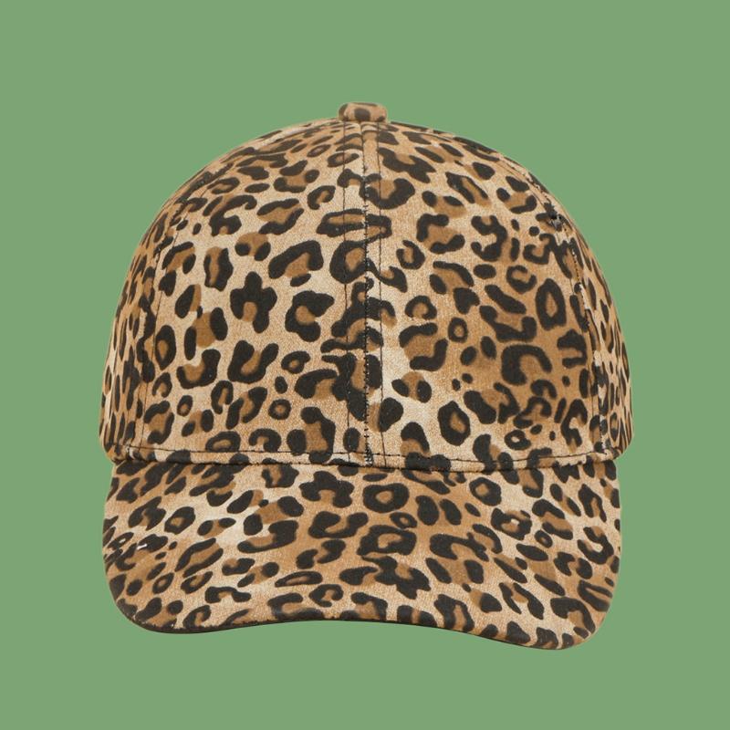 Unisex Fitted Cap Moisture Wicking Baseball Caps with Decorative Loepard Pattern Full Cover Color Easy-Matching